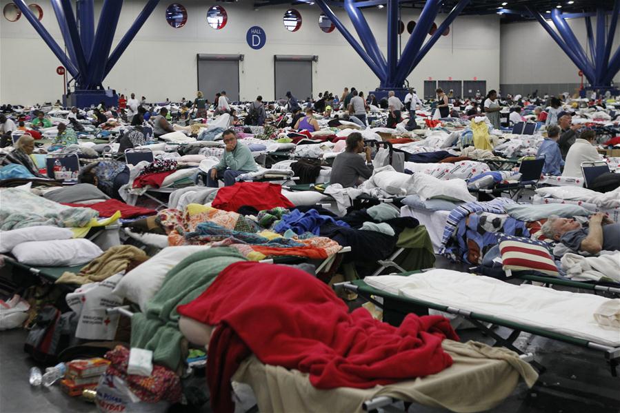 U.S.-HOUSTON-FLOOD-SHELTER