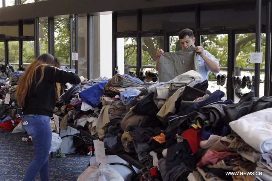 U.S.-HOUSTON-FLOOD-SHELTER
