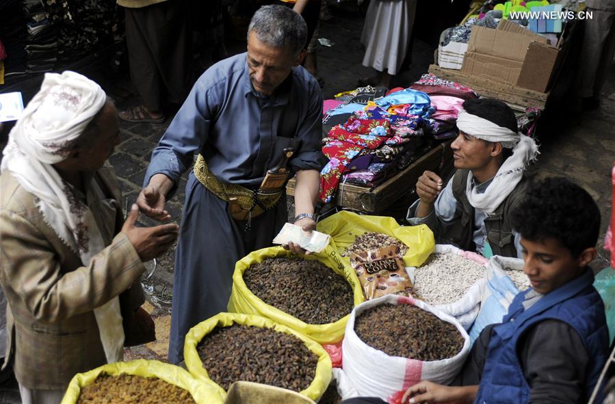 YEMEN-SANAA-EID-AL-ADHA-PREPARATION