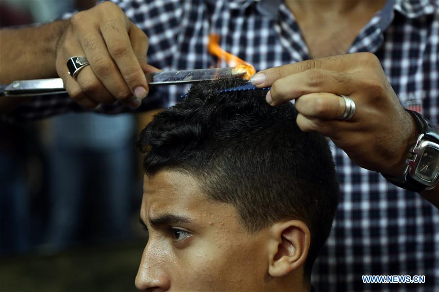 EGYPT-GIZA-HAIR STYLE-FIRE