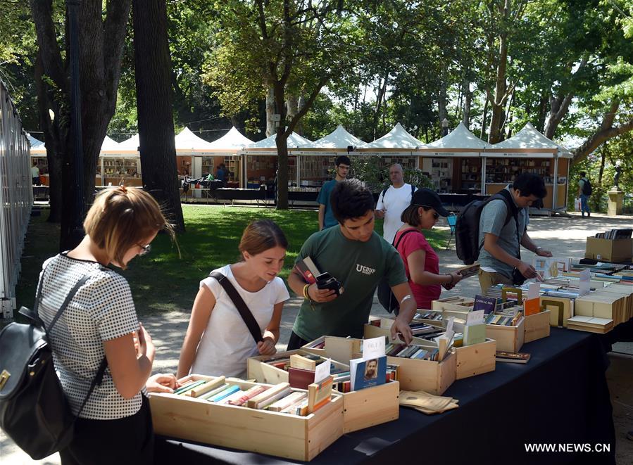 PORTUGAL-PORTO-BOOK FAIR