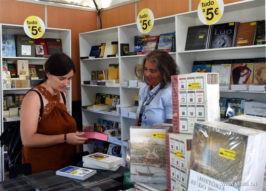PORTUGAL-PORTO-BOOK FAIR