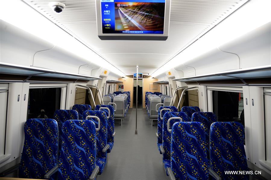 CHINA-QINGDAO-INTERCITY TRAIN-CRH6 (CN)