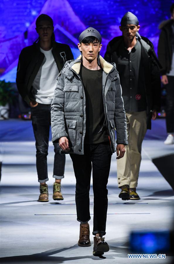 CHINA-ZHEJIANG-TONGXIANG-FASHION SHOW (CN)