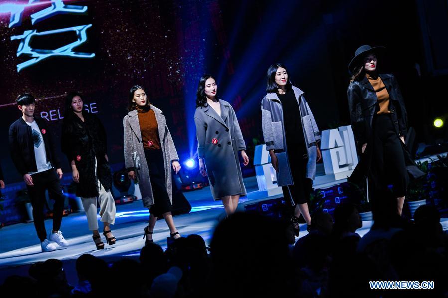 CHINA-ZHEJIANG-TONGXIANG-FASHION SHOW (CN)