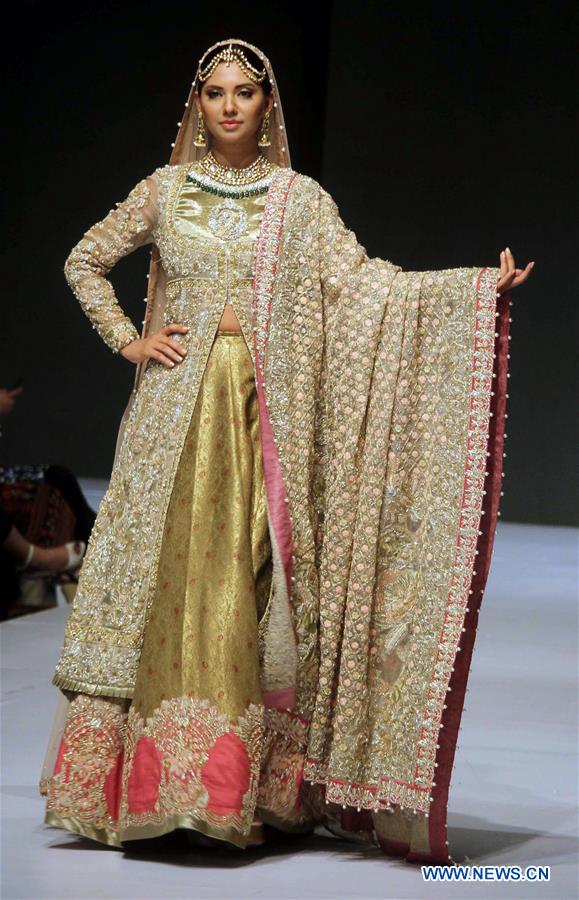 PAKISTAN-KARACHI-FASHION WEEK