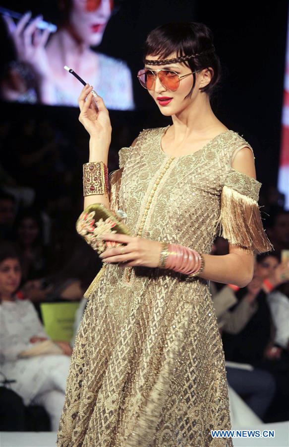 PAKISTAN-KARACHI-FASHION WEEK
