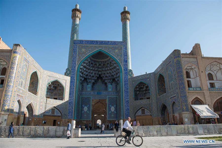 IRAN-ISFAHAN-MEIDAN EMAM