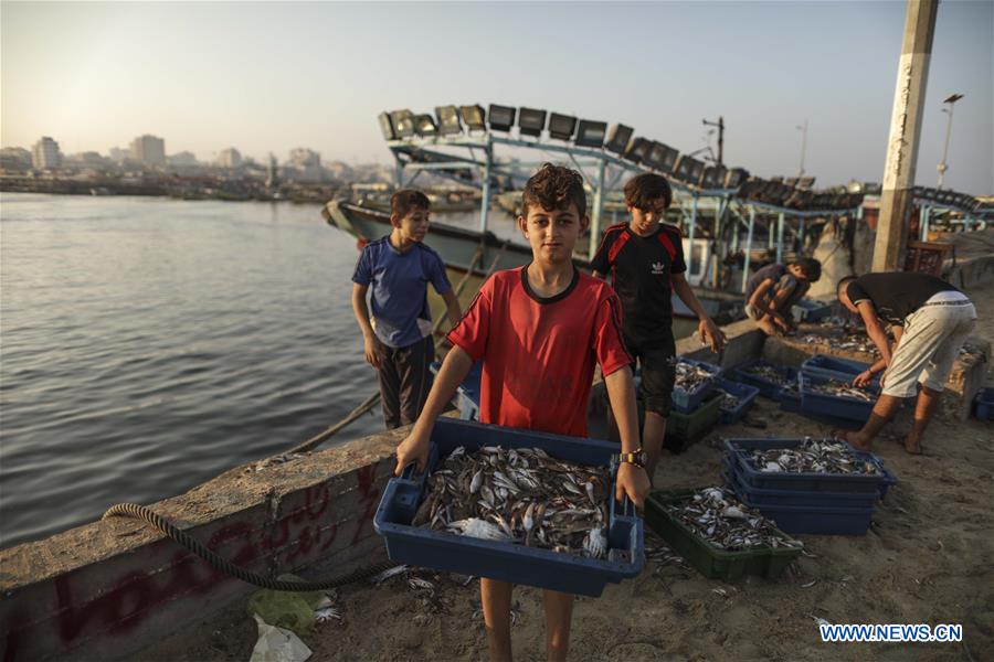 MIDEAST-GAZA-FISHERMEN-DAILY LIFE