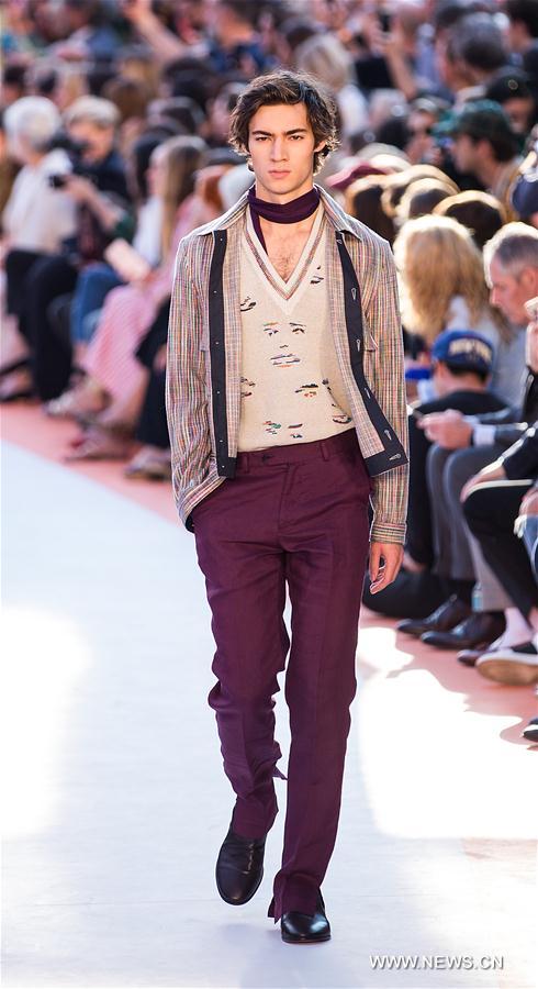 ITALY-MILAN-FASHION WEEK-MISSONI