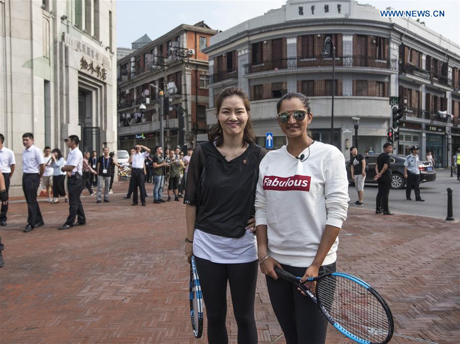 (SP)CHINA-WUHAN-TENNIS-LI NA-MIRZA(CN)