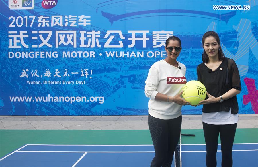(SP)CHINA-WUHAN-TENNIS-LI NA-MIRZA(CN)