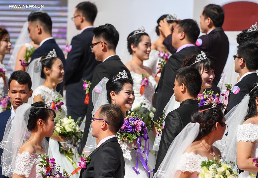 CHINA-TIANJIN-GROUP WEDDING(CN)