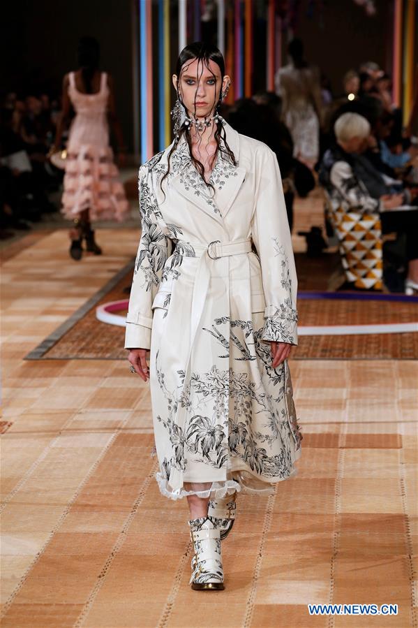 FRANCE-PARIS-FASHION WEEK-ALEXANDER MCQUEEN