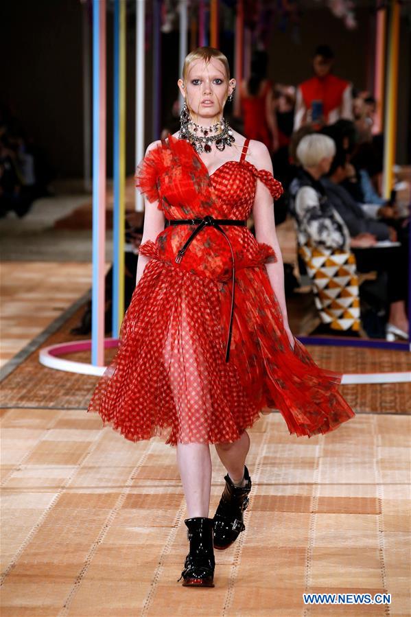 FRANCE-PARIS-FASHION WEEK-ALEXANDER MCQUEEN