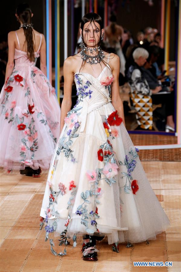FRANCE-PARIS-FASHION WEEK-ALEXANDER MCQUEEN