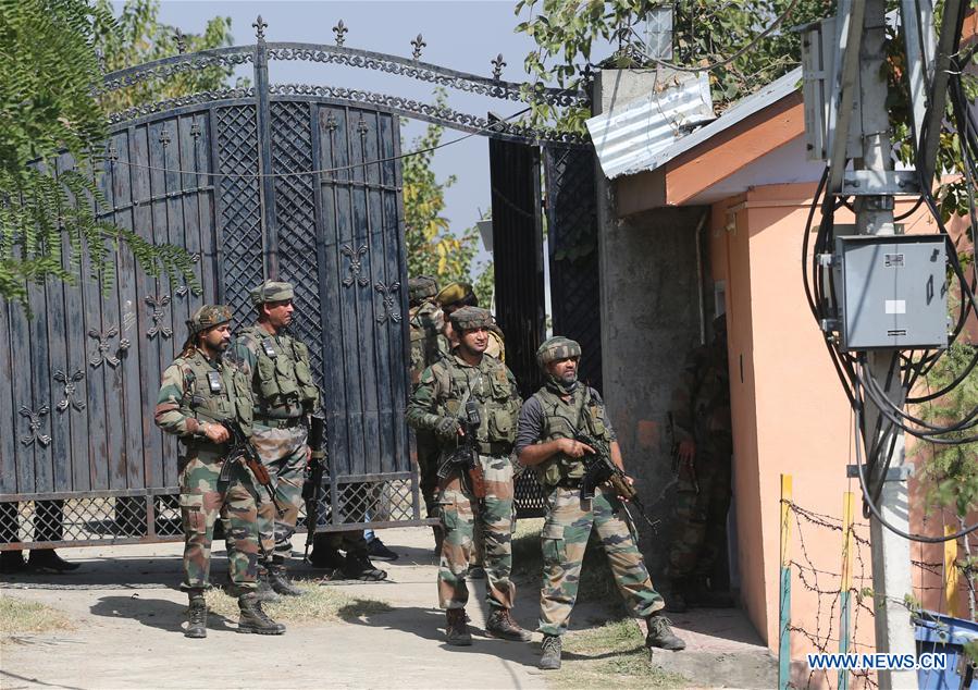 INDIAN-CONTROLLED KASHMIR-SRINAGAR-ATTACK-GOVERNMENT FORCES CAMP