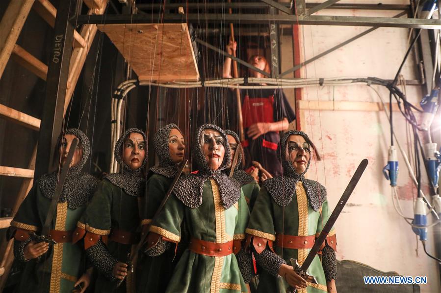 BOSNIA AND HERZEGOVINA-SARAJEVO-MESS-PUPPET OPERA-THE TROUBADOUR