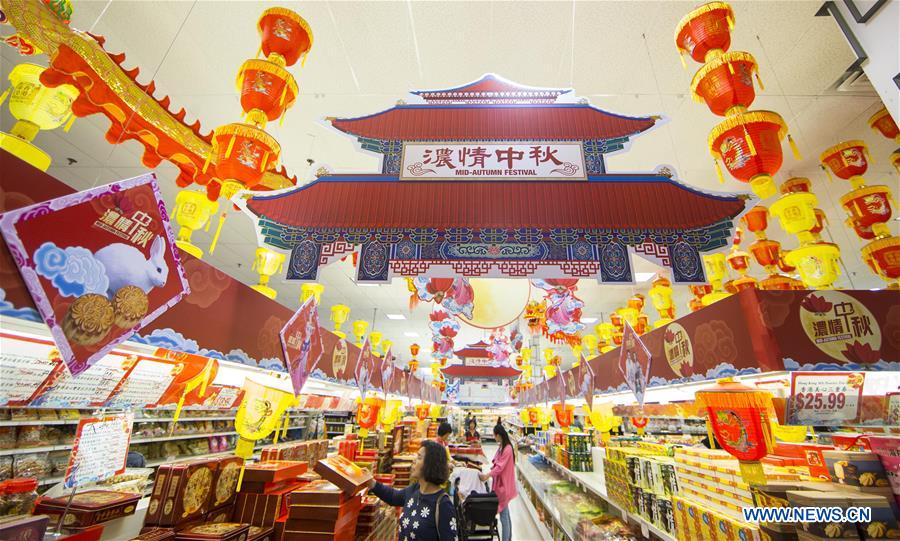 CANADA-TORONTO-MID-AUTUMN FESTIVAL-ATMOSPHERE