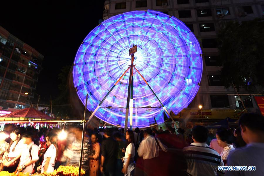 MYANMAR-YANGON-THADINGYUT FESTIVAL-CELEBRATION