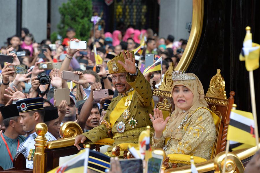 BRUNEI-BANDAR SERI BEGAWAN-SULTAN-GOLDEN JUBILEE-CELEBRATION