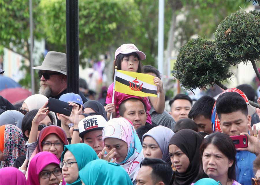 BRUNEI-BANDAR SERI BEGAWAN-SULTAN-GOLDEN JUBILEE-CELEBRATION