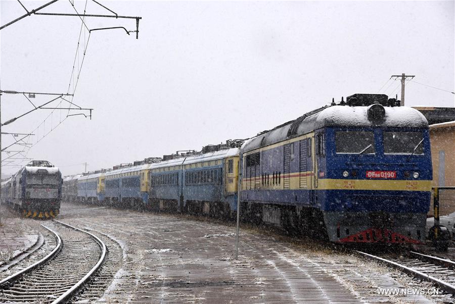 #CHINA-NORTHERN CITIES-SNOWFALL (CN)