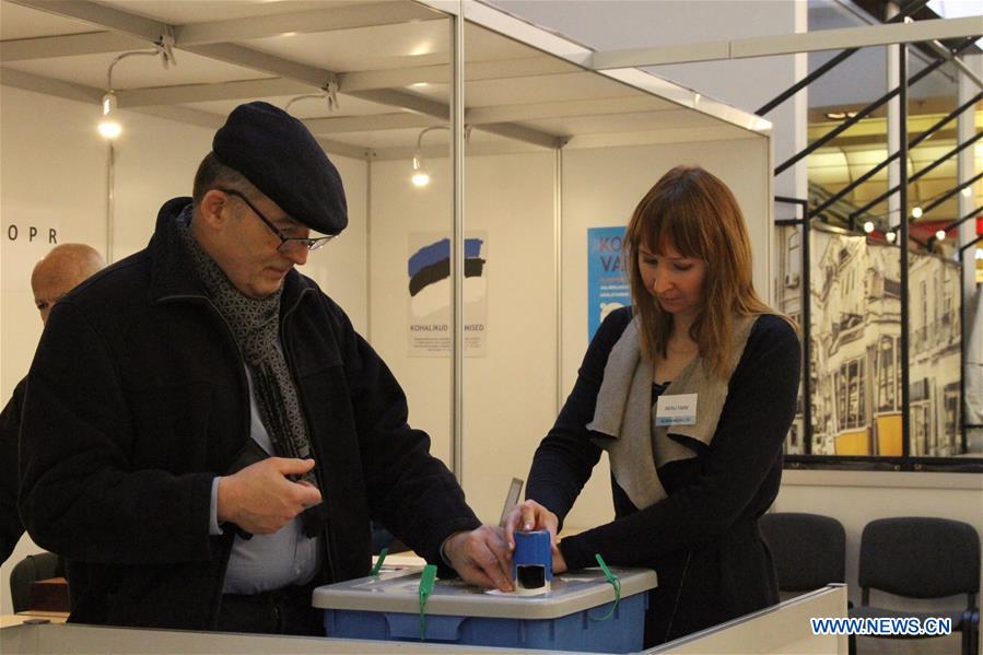 ESTONIA-TALLINN-ELECTIONS-VOTING