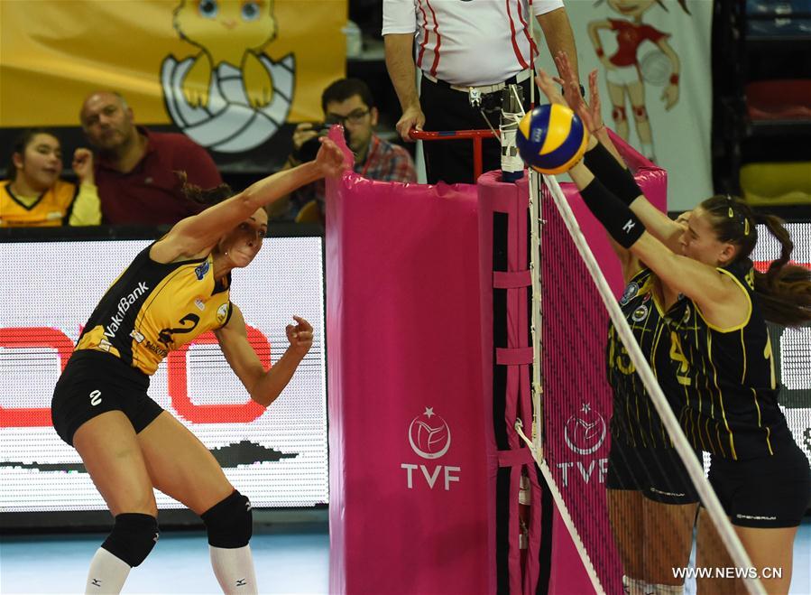 (SP)TURKEY-ANKARA-VOLLEYBALL-TURKISH SUPER CUP-VAKIFBANK VS FENERBAHCE