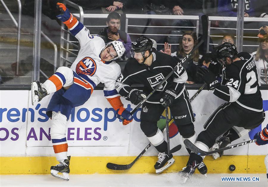 (SP)U.S.-LOS ANGELES-ICE HOCKEY-NHL-LA KINGS VS NY ISLANDERS