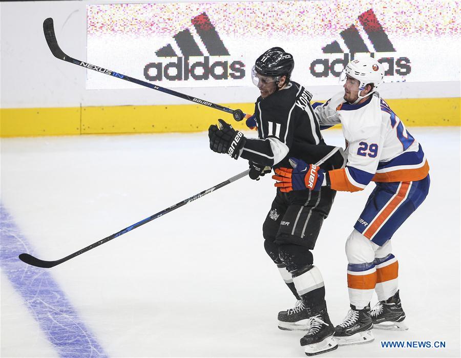 (SP)U.S.-LOS ANGELES-ICE HOCKEY-NHL-LA KINGS VS NY ISLANDERS