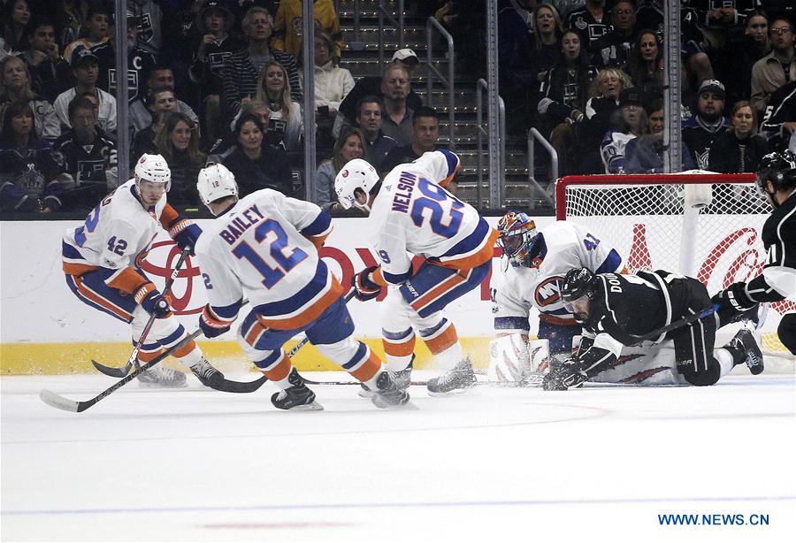(SP)U.S.-LOS ANGELES-ICE HOCKEY-NHL-LA KINGS VS NY ISLANDERS