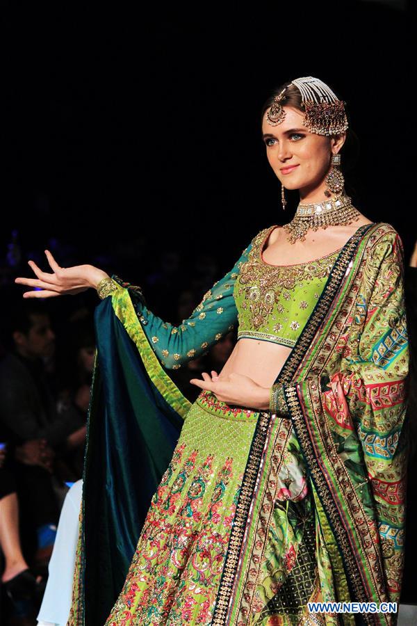 PAKISTAN-LAHORE-BRIDAL-FASHION WEEK-NOMI ANSARI