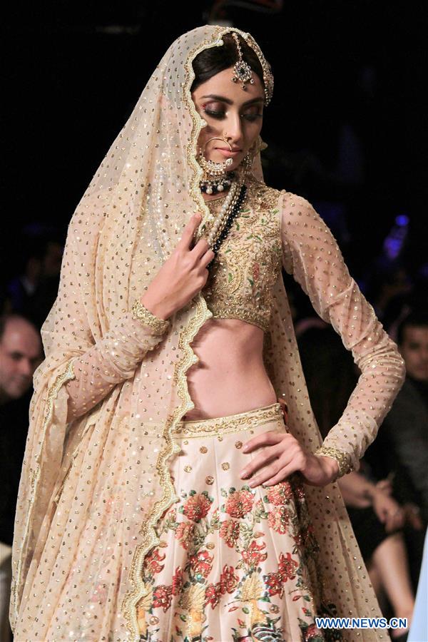 PAKISTAN-LAHORE-BRIDAL-FASHION WEEK-NOMI ANSARI