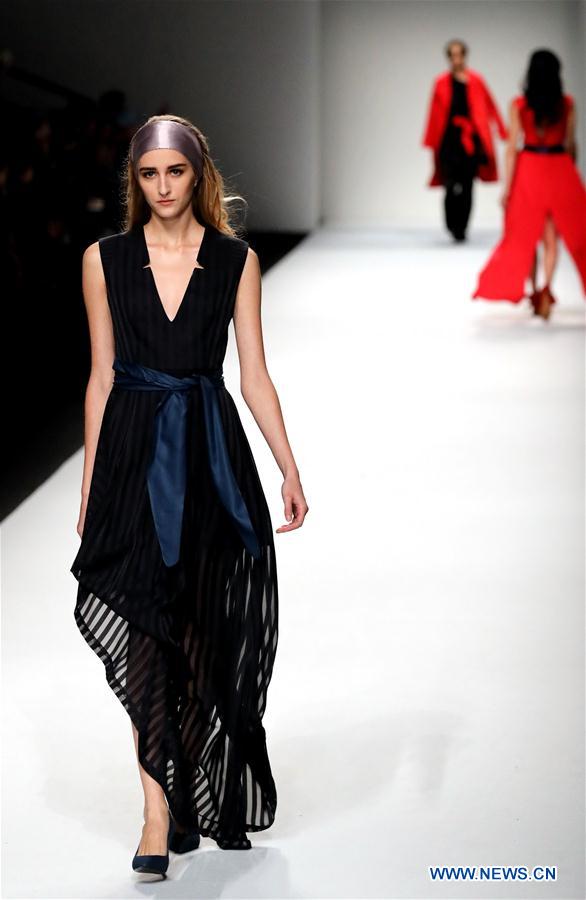 #CHINA-SHANGHAI-FASHION WEEK (CN)