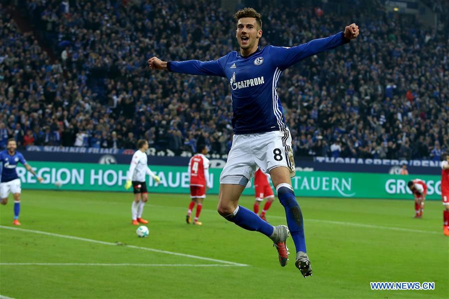 (SP)GERMANY-GELSENKIRCHEN-SOCCER-BUNDESLIGA-S04 VS M05