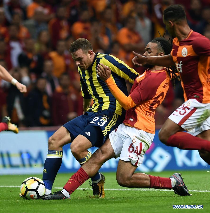 (SP)TURKEY-ISTANBUL-SOCCER-TURKISH SUPER LEAGUE-GALATASARAY VS FENERBAHCE