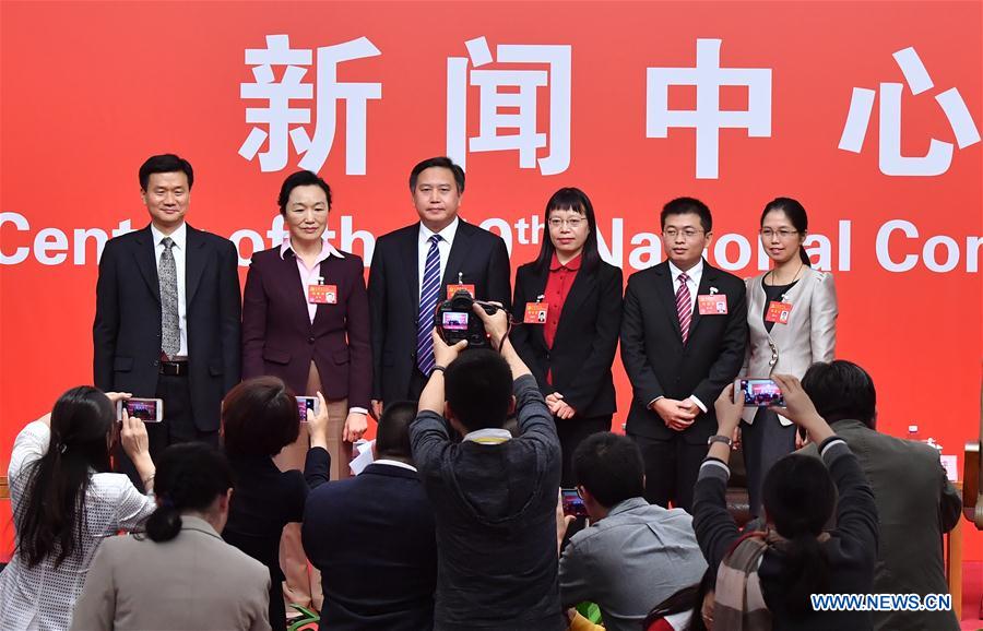 (CPC)CHINA-BEIJING-CPC NATIONAL CONGRESS-GROUP INTERVIEW-ENVIRONMENT (CN)