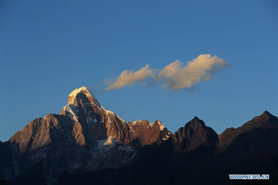 CHINA-SICHUAN-SIGUNIANG MOUNTAIN-SCENERY (CN)