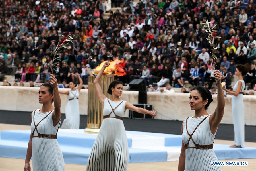 (SP)GREECE-ATHENS-OLYMPIC FLAME CEREMONY