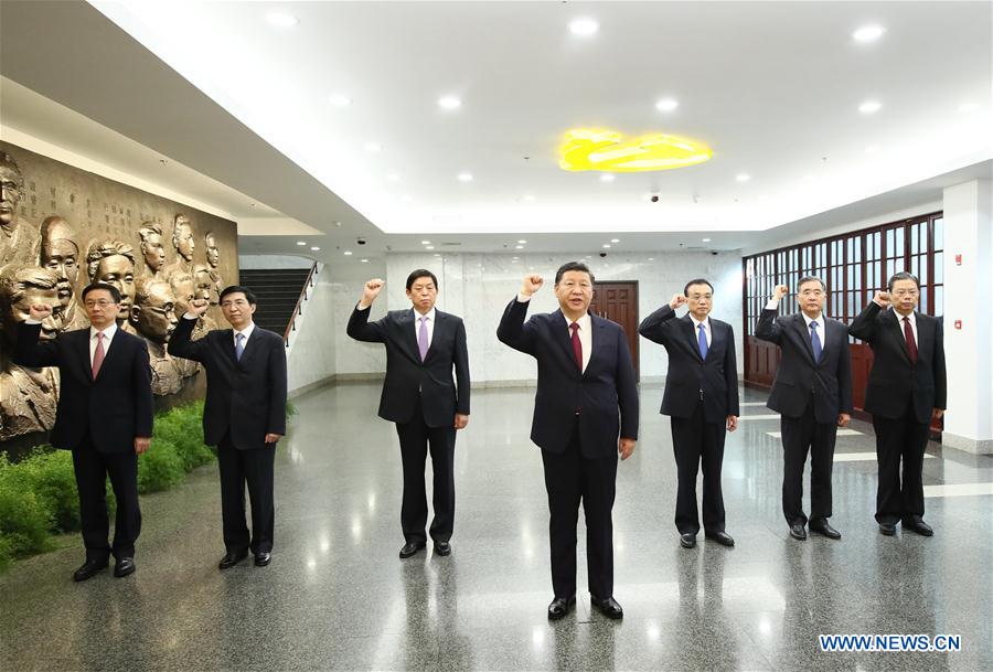 CHINA-SHANGHAI-XI JINPING-CPC LEADERS-VISIT (CN)