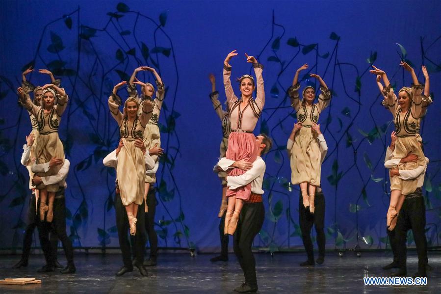 BOSNIA AND HERZEGOVINA-SARAJEVO-BALLET-OMER AND MERIMA 