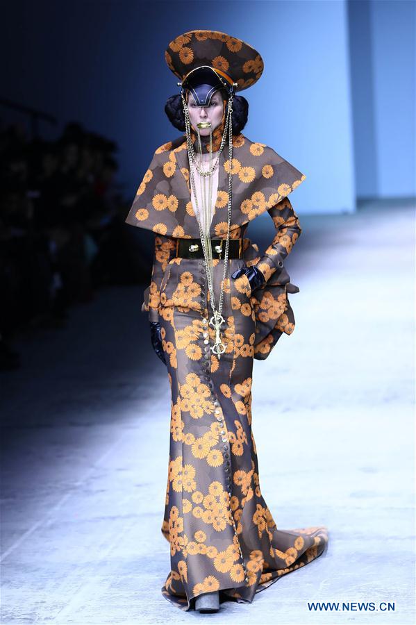 CHINA-BEIJING-FASHION WEEK-HU SHEGUANG (CN)