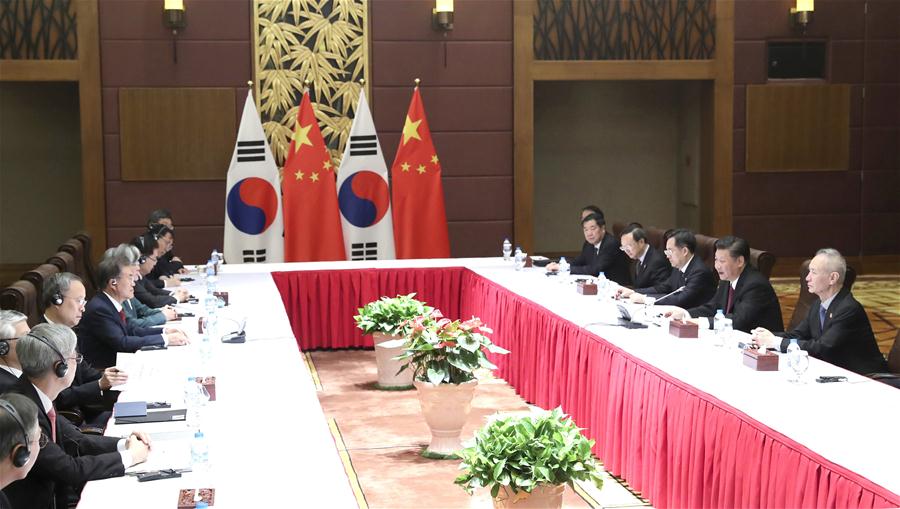 VIETNAM-CHINA-SOUTH KOREA-XI JINPING-MOON JAE-IN-MEETING