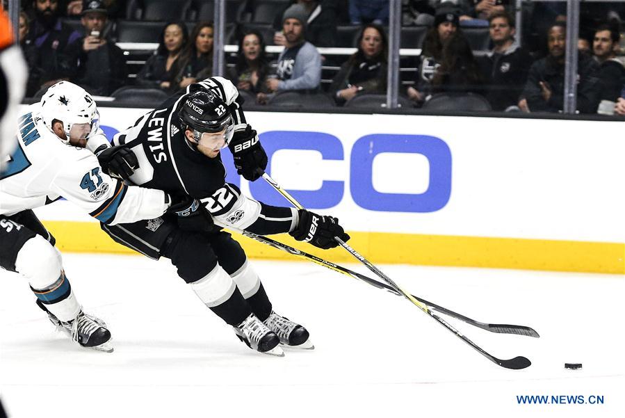 (SP)U.S.-LOS ANGELES-NHL-SAN JOSE SHARKS-KINGS