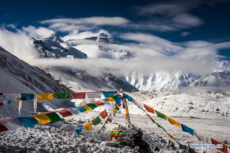 CHINA-TIBET-LHASA-PHOTO EXHIBITION-QOMOLANGMA (CN)