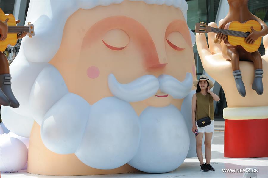 THAILAND-BANGKOK-CHRISTMAS-DECORATION