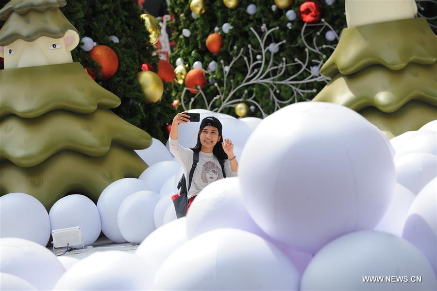 THAILAND-BANGKOK-CHRISTMAS-DECORATION