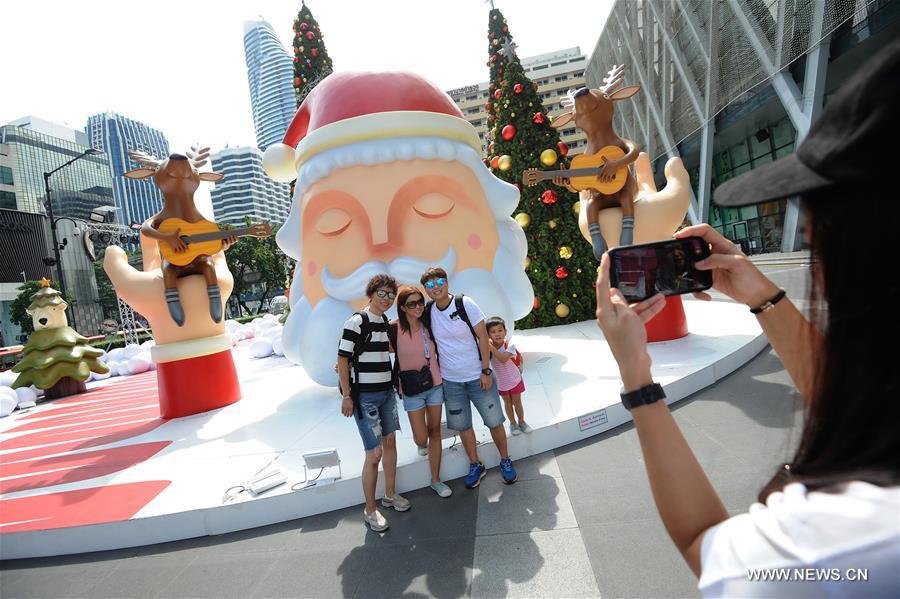 THAILAND-BANGKOK-CHRISTMAS-DECORATION