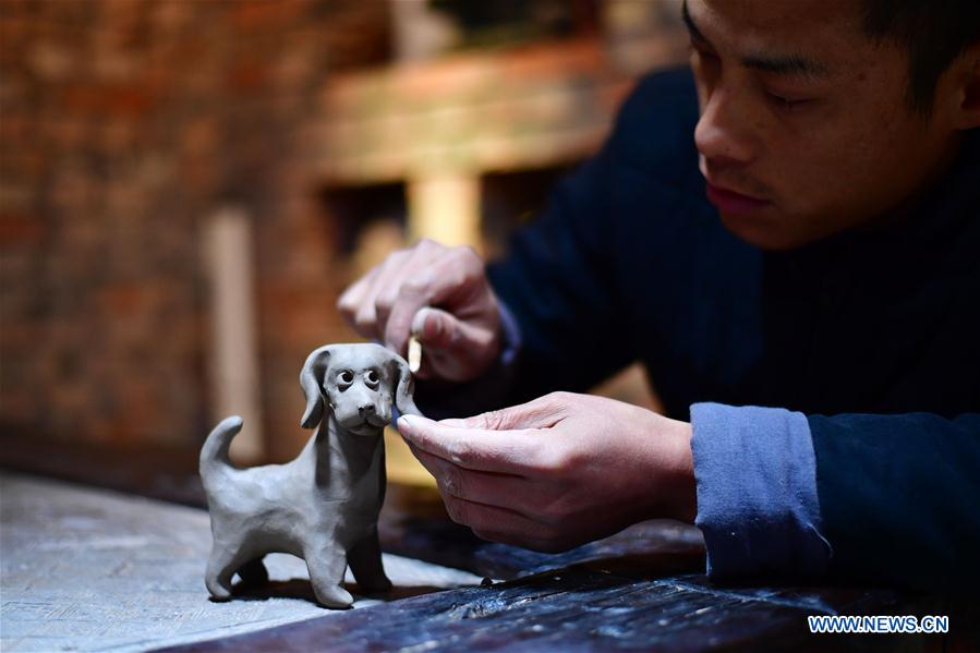 CHINA-HENAN-CLAY SCULPTURE(CN)